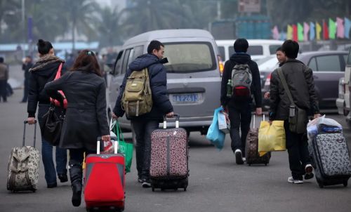 在大城市待久了的人，真的很难再回小县城(图1)