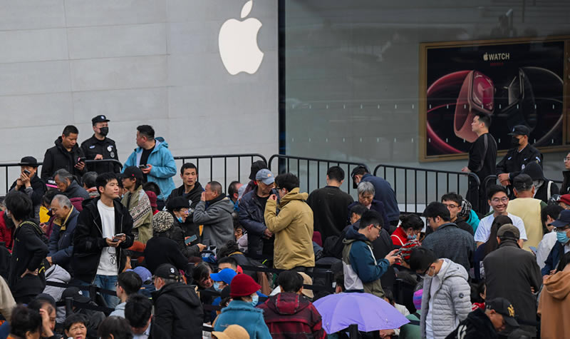 我总算知道，为什么我抢不到首发的iPhone17了？-2