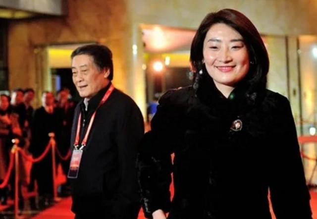 家族反目、国资翻脸、老员工心寒：宗馥莉辞职只是第一步…-5