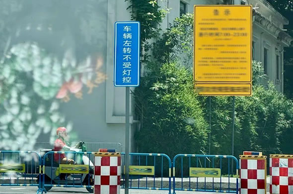 DeepSeek半夜更新OCR2,用的却是阿里的Qwen-6 DeepSeek半夜更新OCR2,用的却是阿里的Qwen(图6)