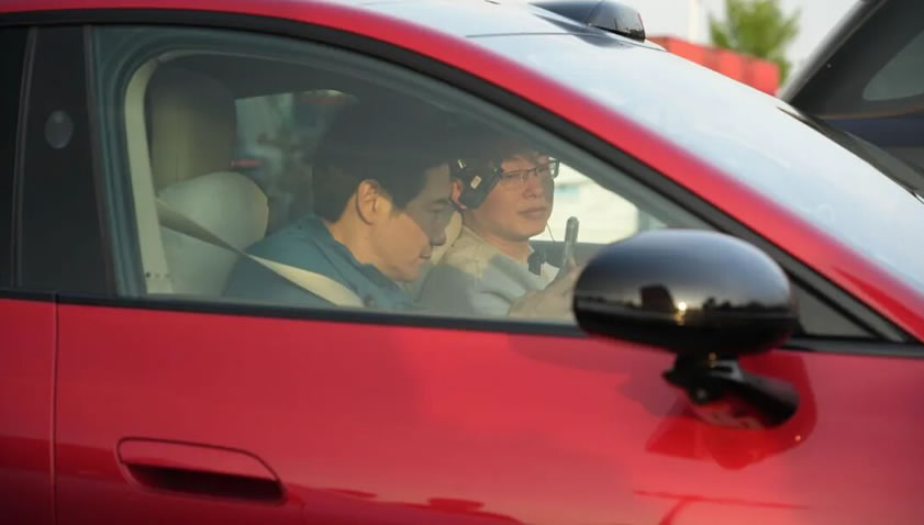 雷军15小时直播：把一批不敢露脸的老板，打回原形(图2)