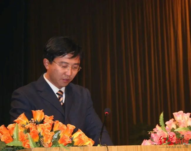 一个6000万产值老板，2年后在县城打零工-1